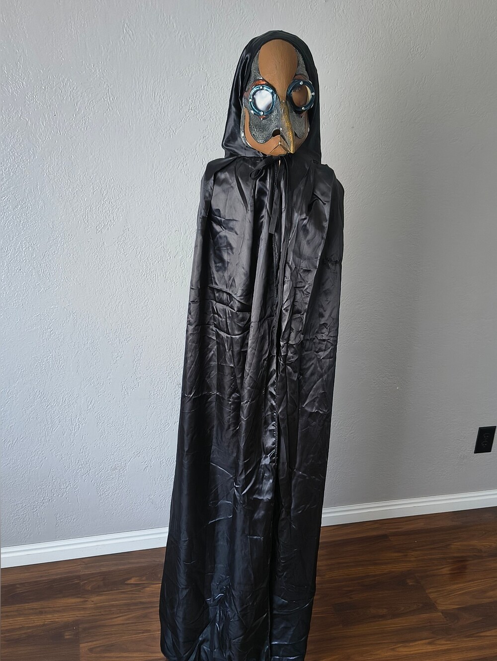 Plague Doctor Costume Steampunk Beak Mask Hooded Cape Black Halloween.